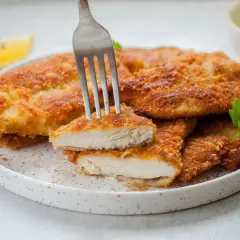 Ile kalorii ma kotlet z kurczaka w panierce: Pełna analiza wartości odżywczych