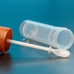 Kalprotektyna: Co oznacza jej podwyższony poziom w kale?