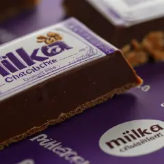 Ile kalorii ma czekolada Milka - prawdziwe wartości kaloryczne na 100g i porcję