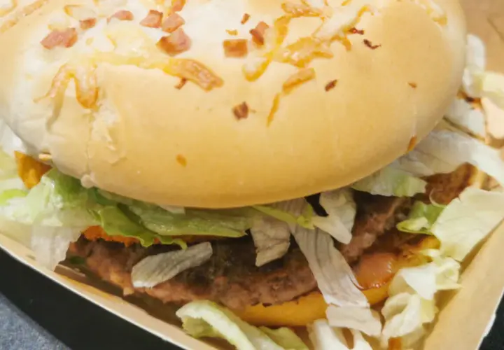Ile kalorii ma drwal z żurawiną - prawdziwe wartości odżywcze McDonald's