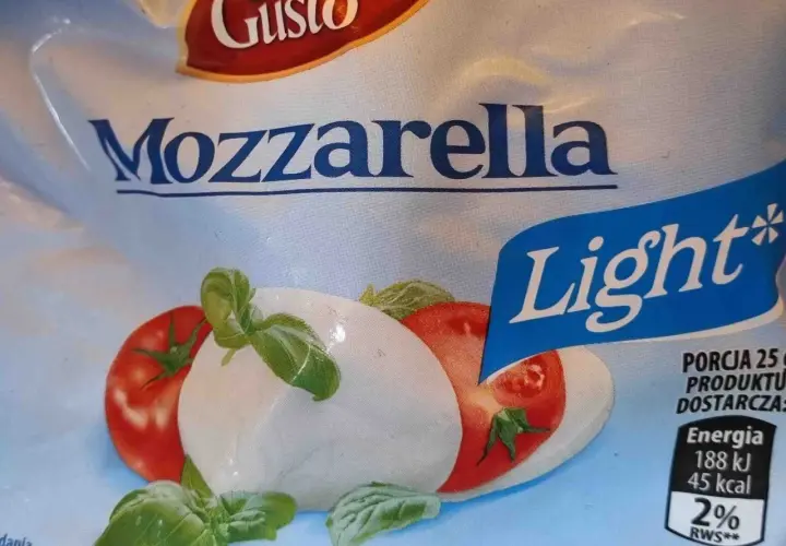 Ile kalorii ma mozzarella light: poznaj wartości odżywcze i kaloryczność