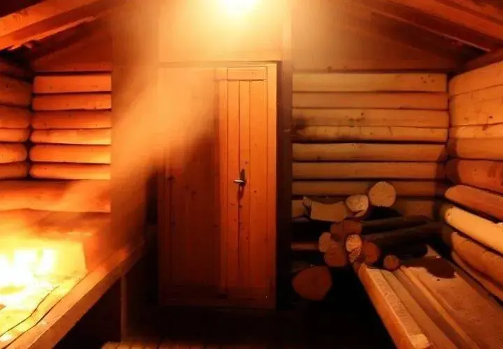 Sauna ile kalorii spalisz w 20 minut? Poznaj prawdziwe liczby