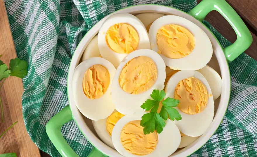 Czy jajko podnosi cholesterol? Prawda o wpływie na zdrowie serca